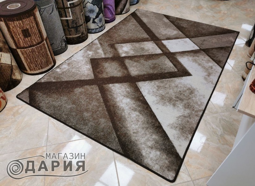 Мокетен килим 113 кафяв